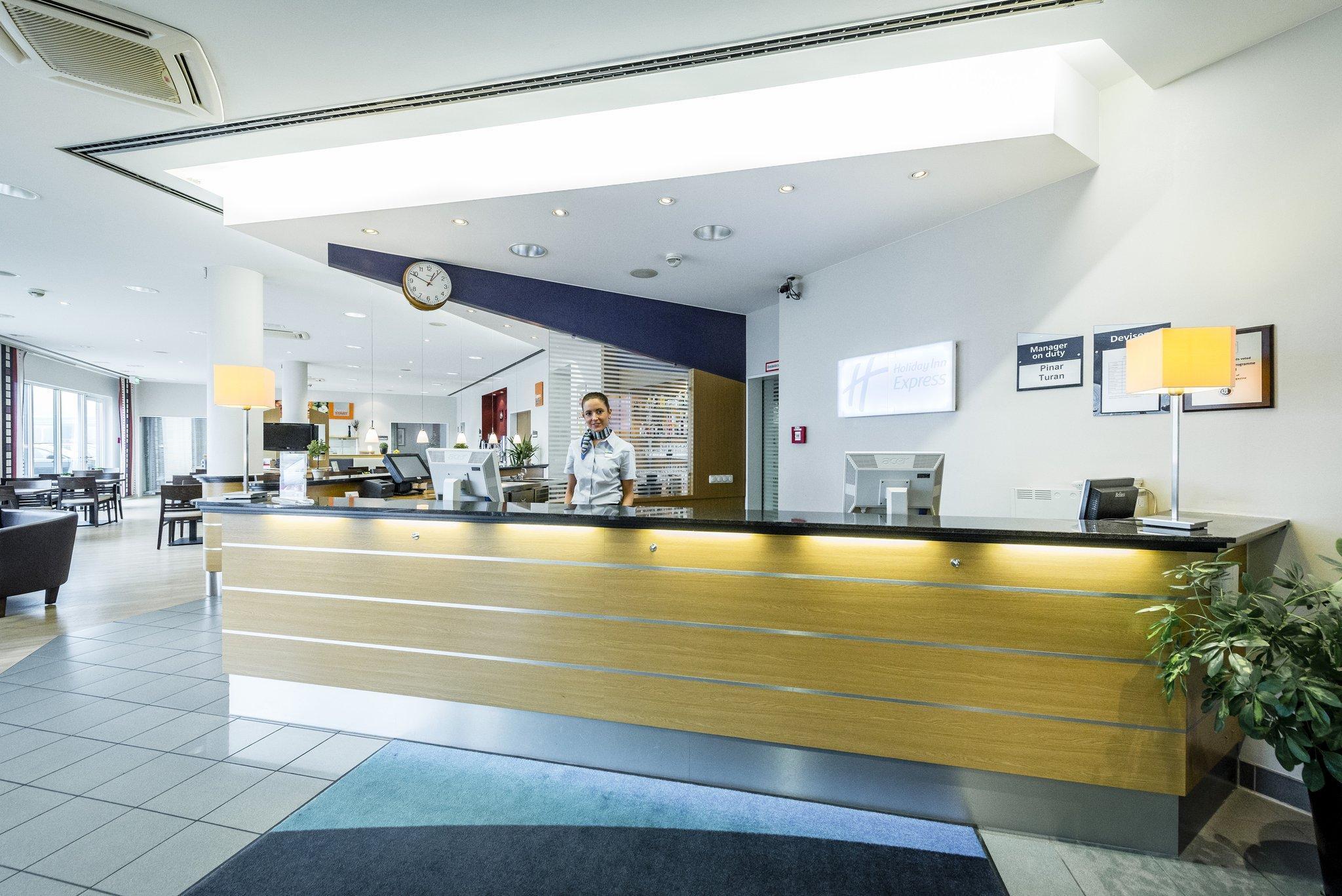 Hotel Express Mülheim, An Ihg 3*